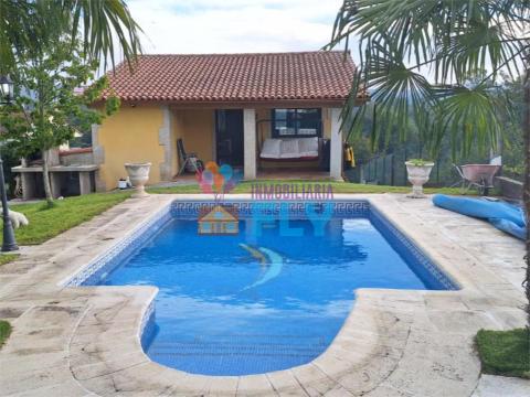CHALET INDEPENDIENTE EN SAN CIBRAO DAS VIÑAS CON PISCINA EN VENTA