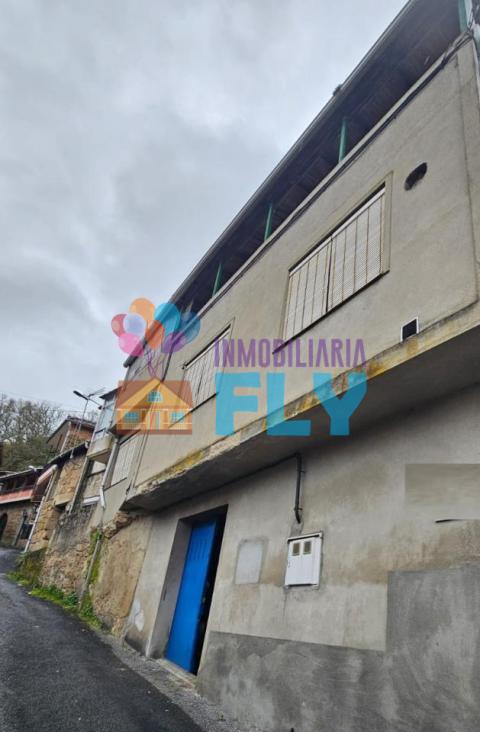 SE VENDE CASA EN CEBOLIÑO