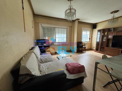¡OPORTUNIDAD! AMPLIO PISO EN VENTA EN EMILIA PARDO BAZÁN