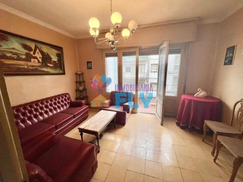 ATENCION INVERSDORES GRAN OPORTUNIDAD EN EXCLUSIVA!!! SE VENDE PISO EN AVENIDA DE PORTUGAL