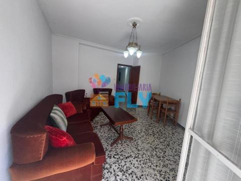 OPORTUNIDAD!! SE VENDE PISO EN AVENIDA DE BUENOS AIRES